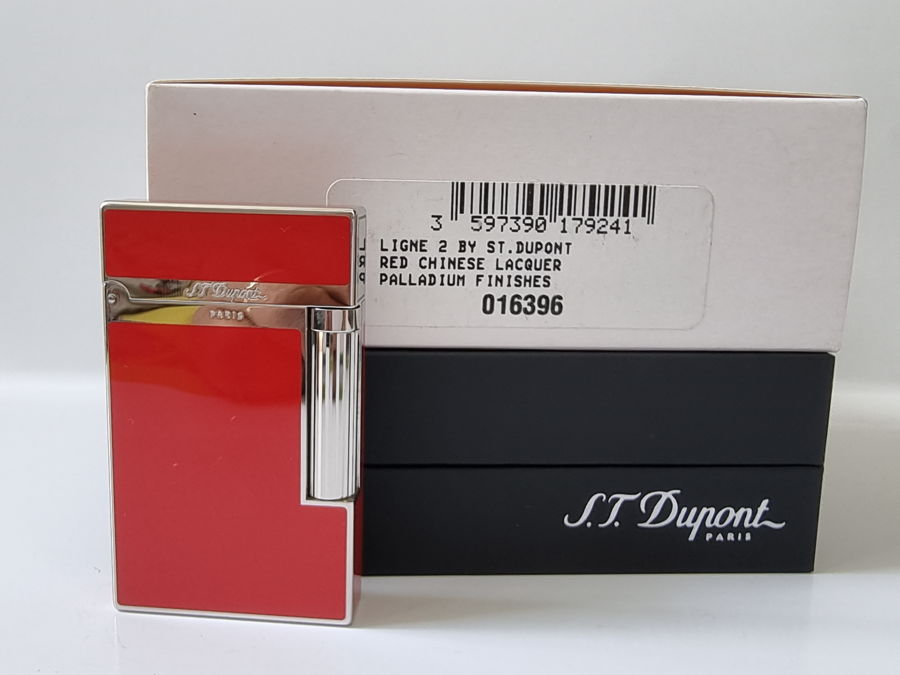 St Dupont