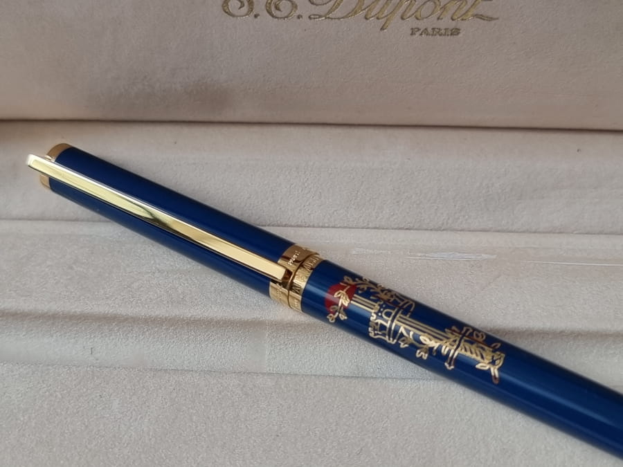 S.T Dupont Fountain Pen
