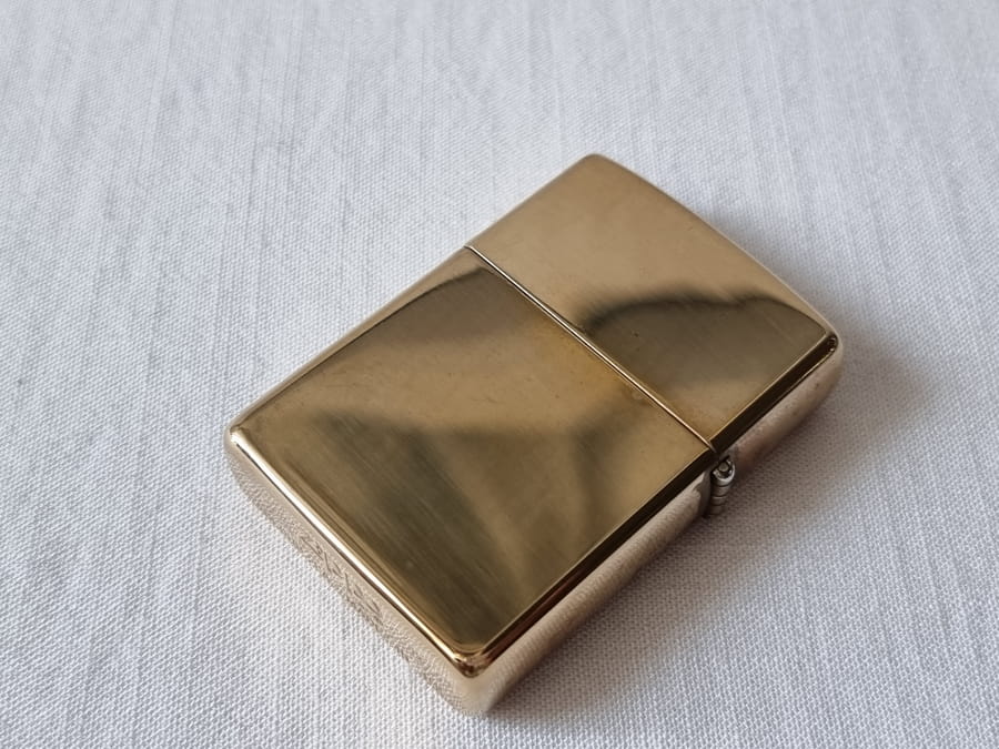 Zippo solid brass 1993