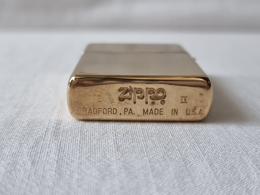 Zippo solid brass 1993