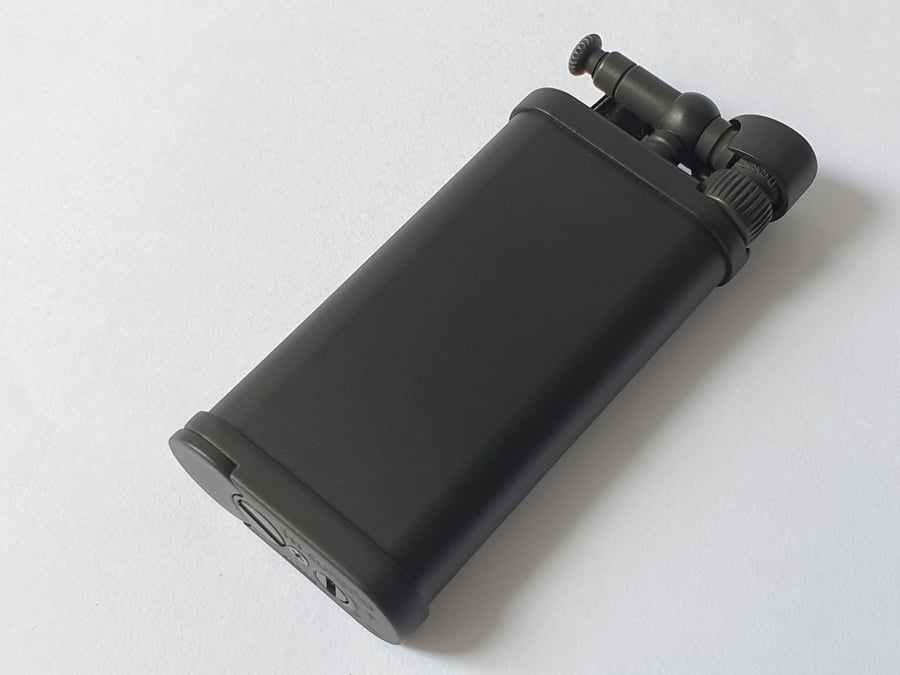 Im Corona Pipe lighter
