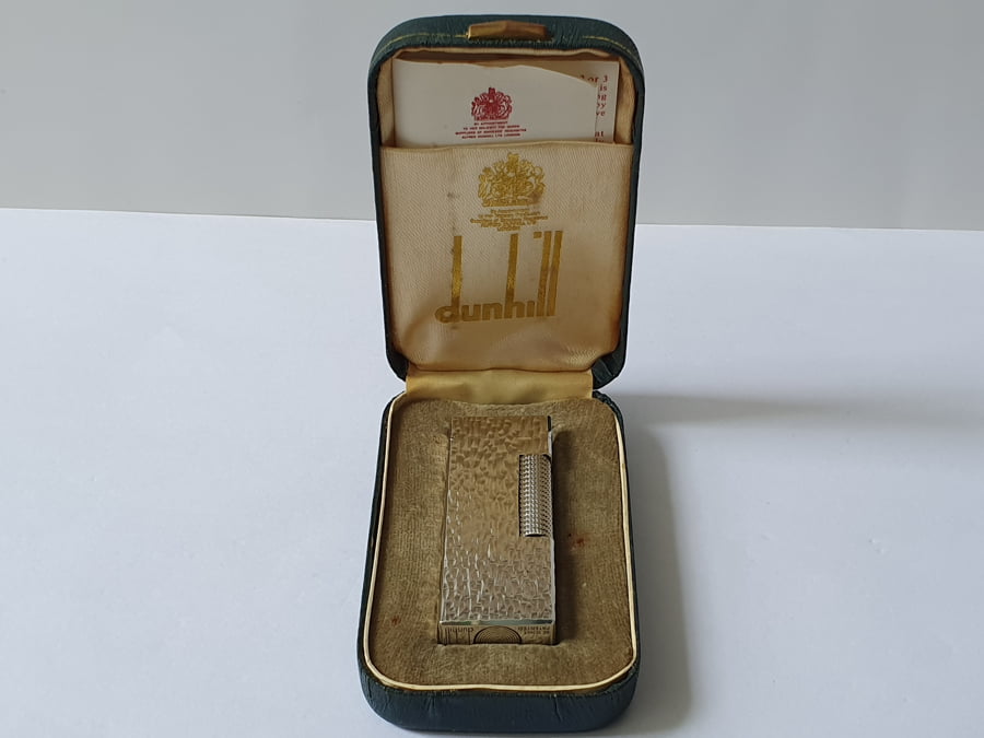 Bật lửa Dunhill