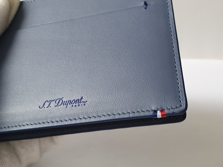 Ví da nam Dupont