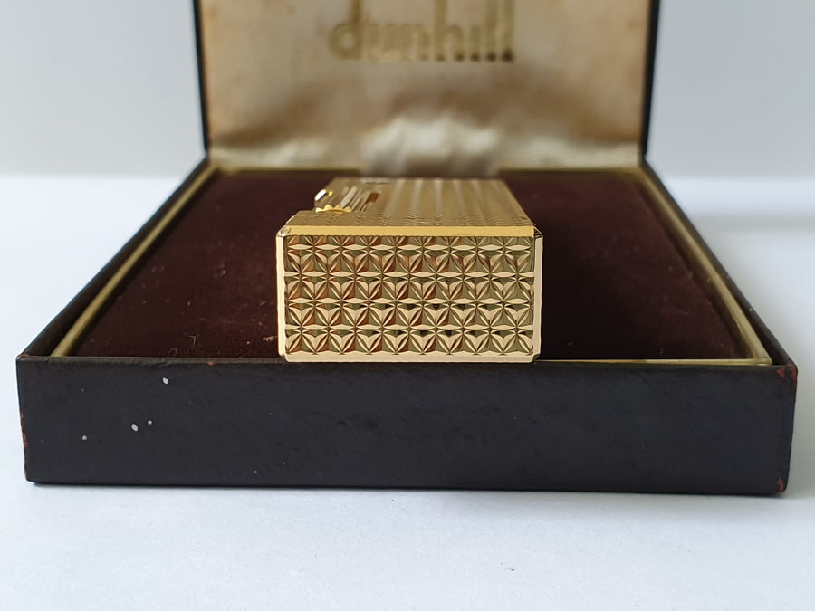 Bật lửa Dunhill