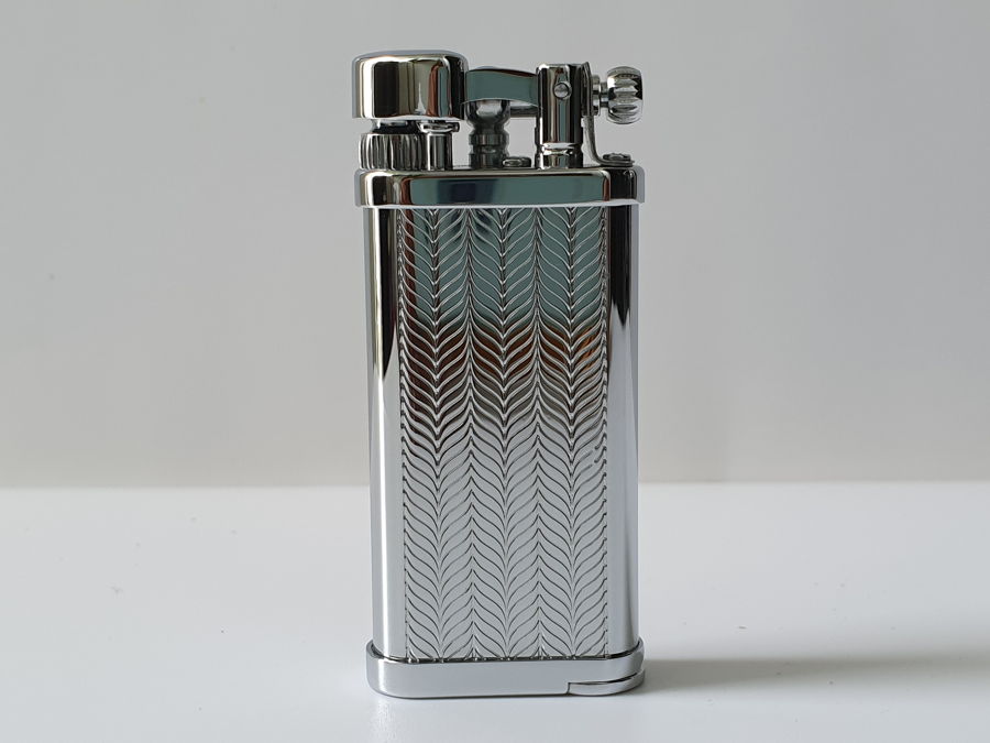 Im Corona Pipe Lighter
