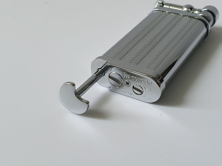 Im Corona Pipe Lighter