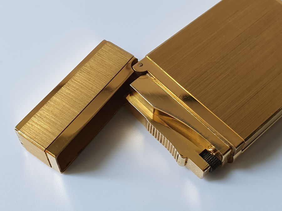 S.T Dupont line2 Gold