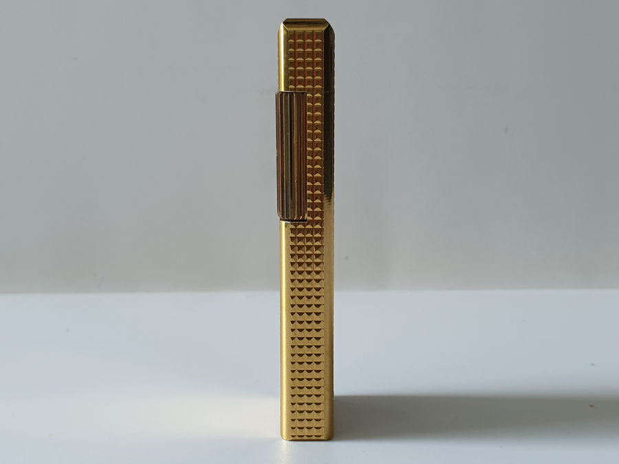 Bật lửa LongChamp