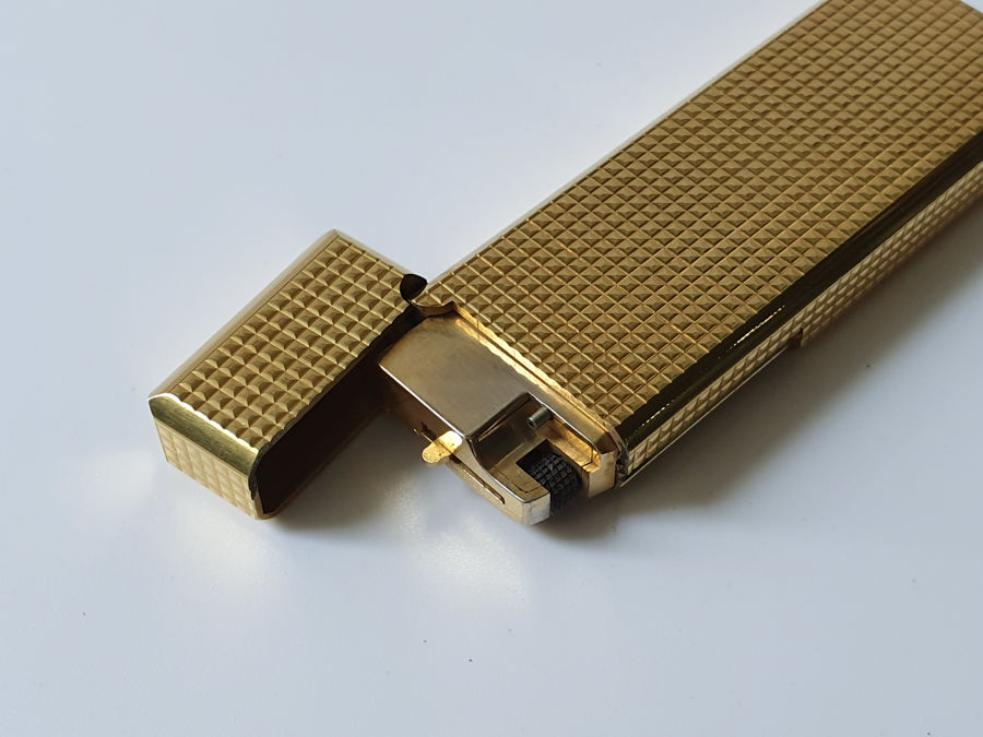 Bật lửa LongChamp