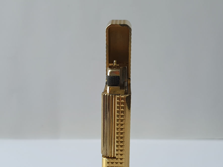 Bật lửa LongChamp