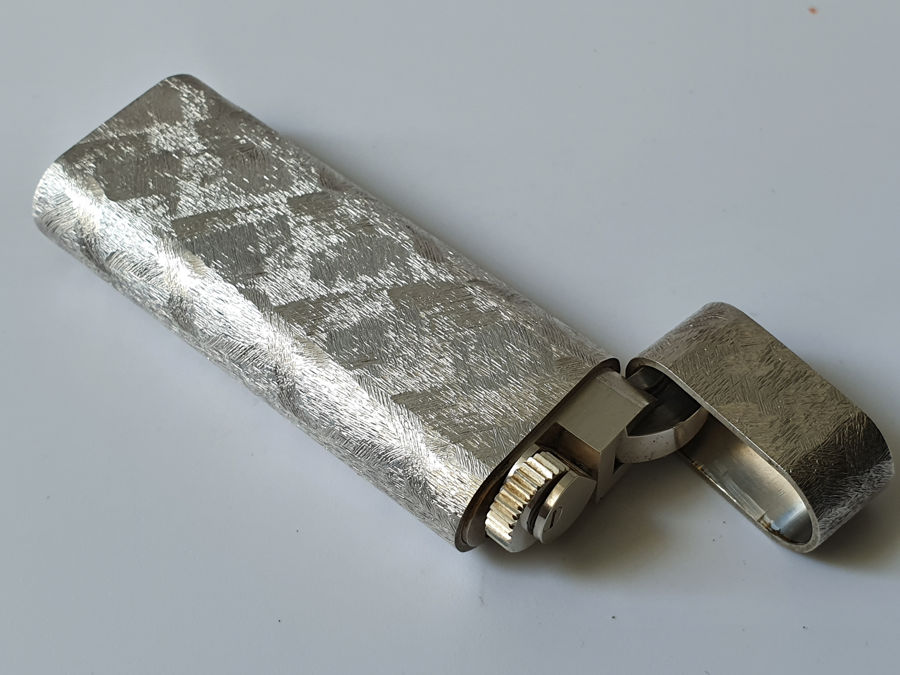 Bật lửa Cartier Silver