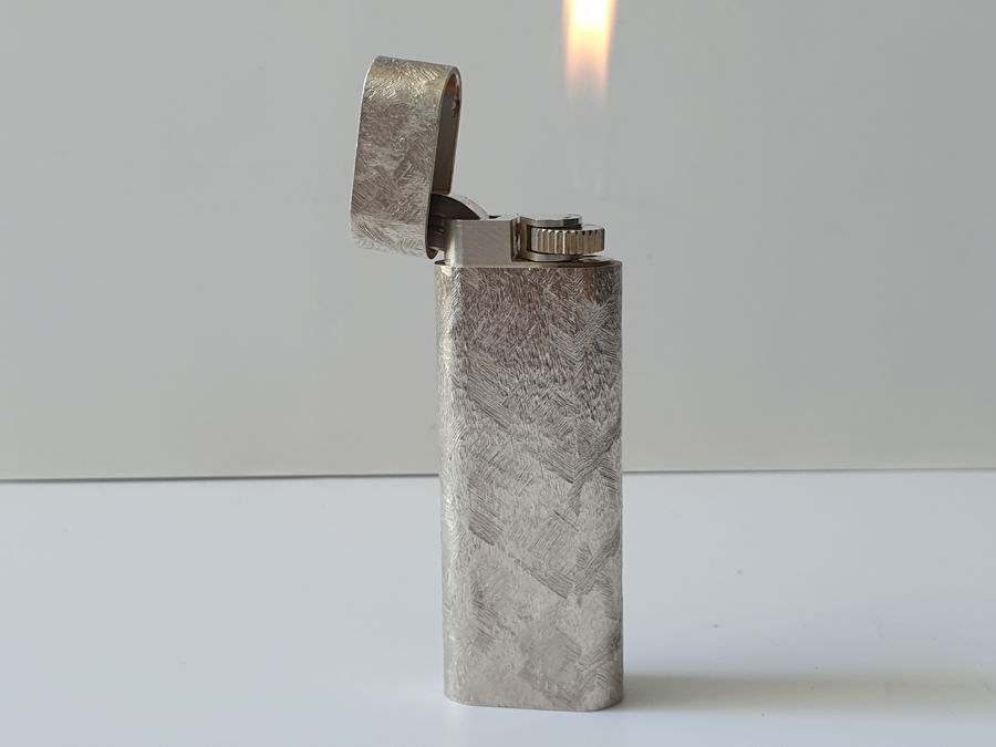 Bật lửa Cartier Silver