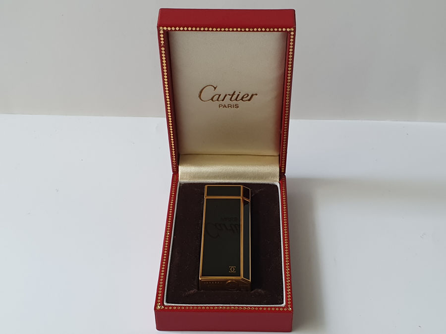 Bật lửa Cartier
