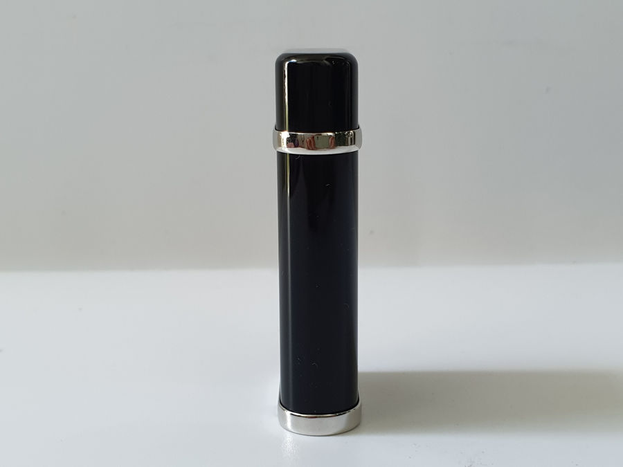 Bật lửa Cartier