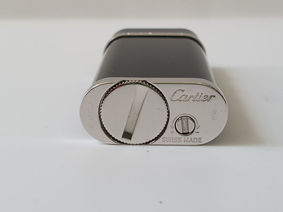 Bật lửa Cartier