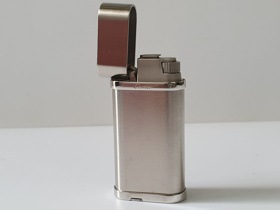 Bật lửa Cartier