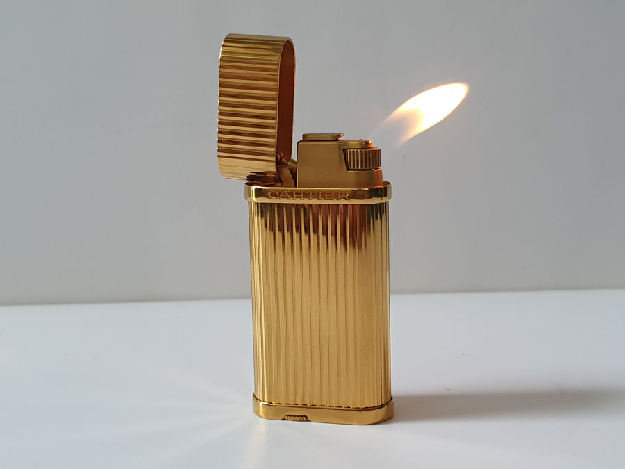Bật lửa Cartier Gold