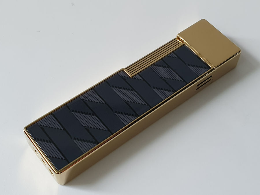 S.T Dupont TWIGGY Lighter