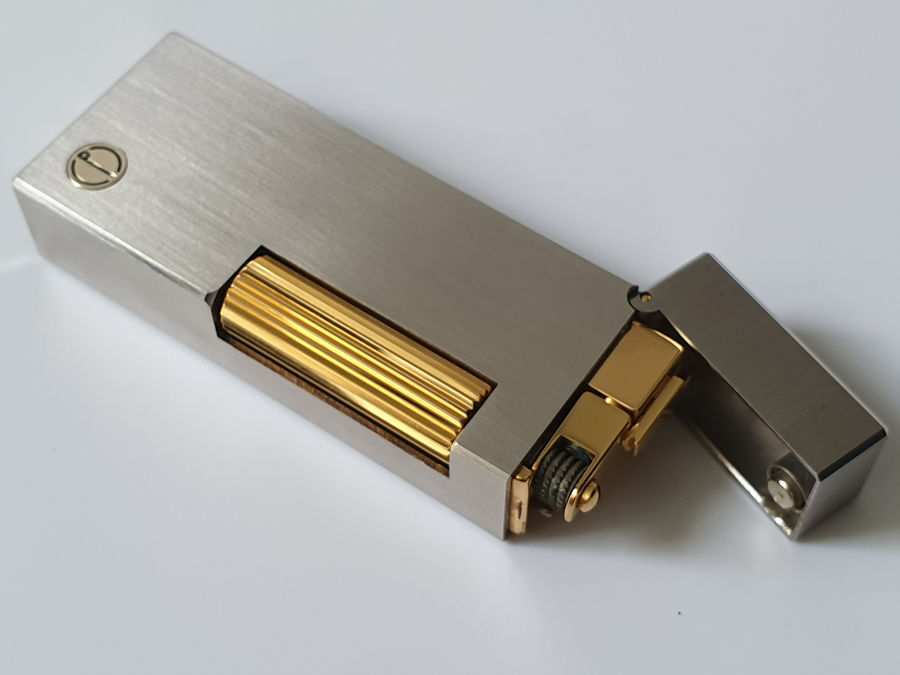 Dunhill Rollagas lighter
