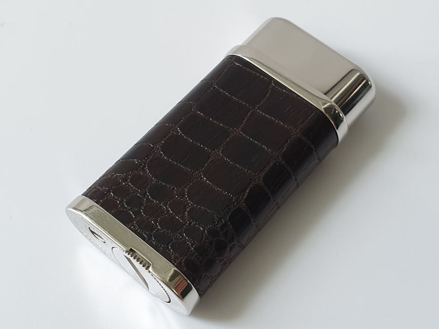 Bật lửa Cartier