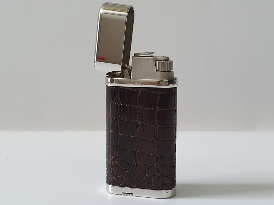 Bật lửa Cartier