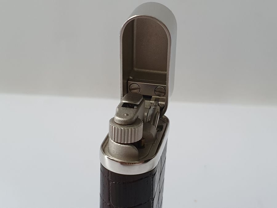 Bật lửa Cartier