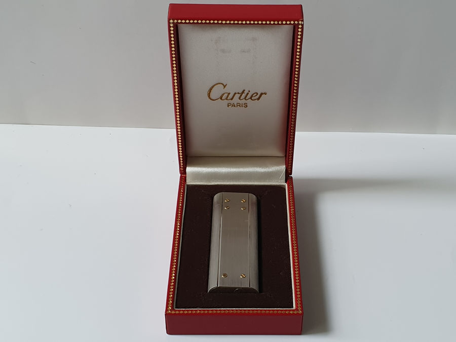 Bật lửa Cartier