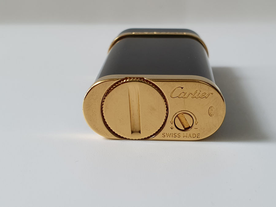 Bật lửa Cartier