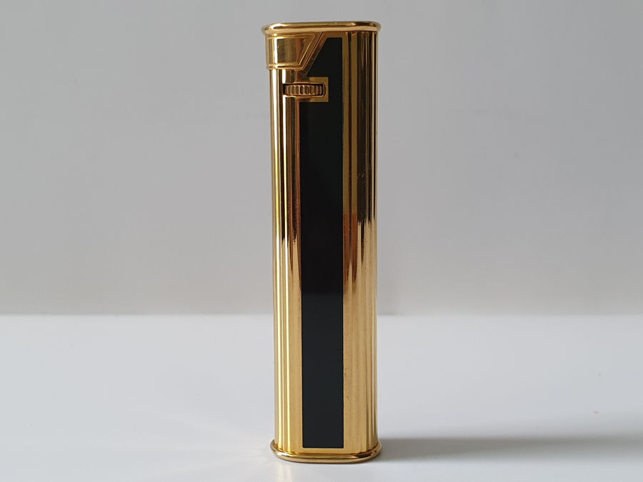Bật lửa Dunhill