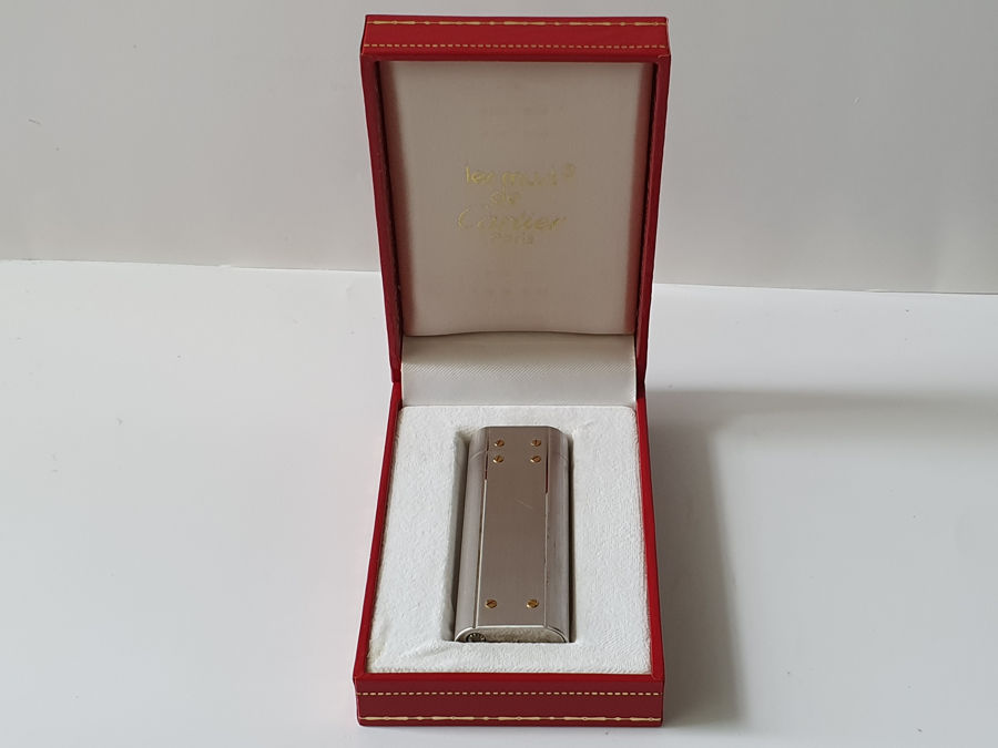 Bật lửa CARTIER