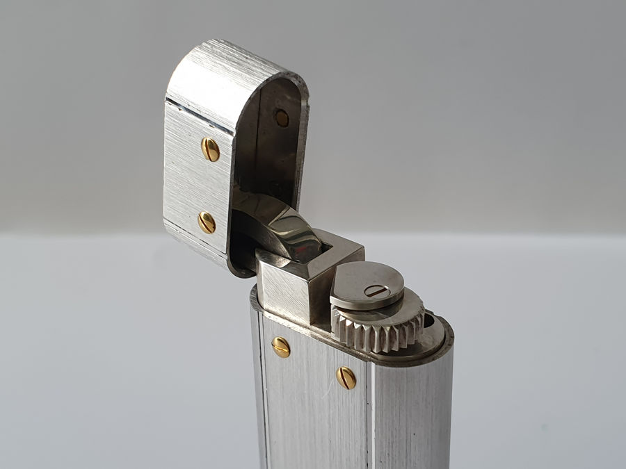 Bật lửa CARTIER