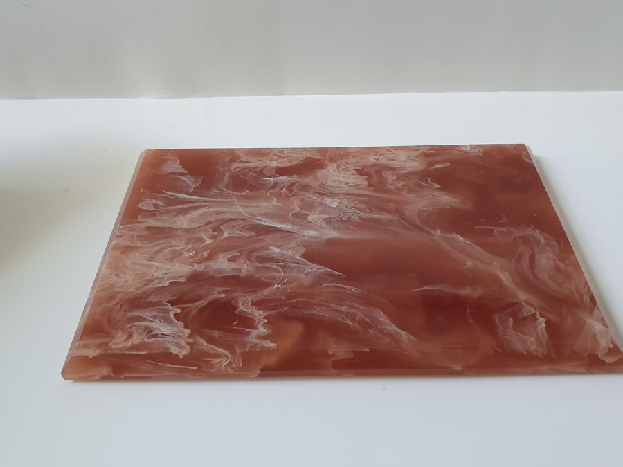 Bật lửa để b&agrave;n